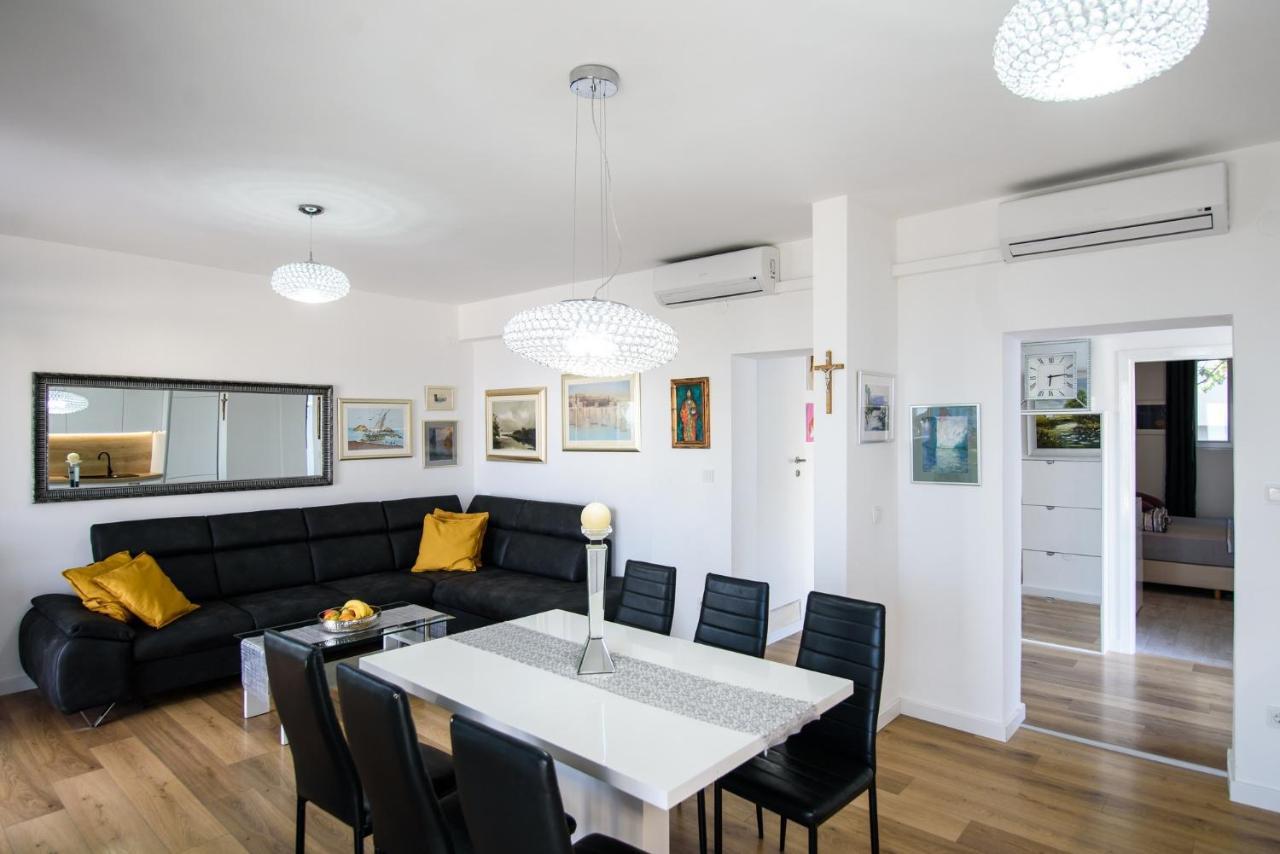 Aurora Seaview Apartment Mlini Eksteriør bilde