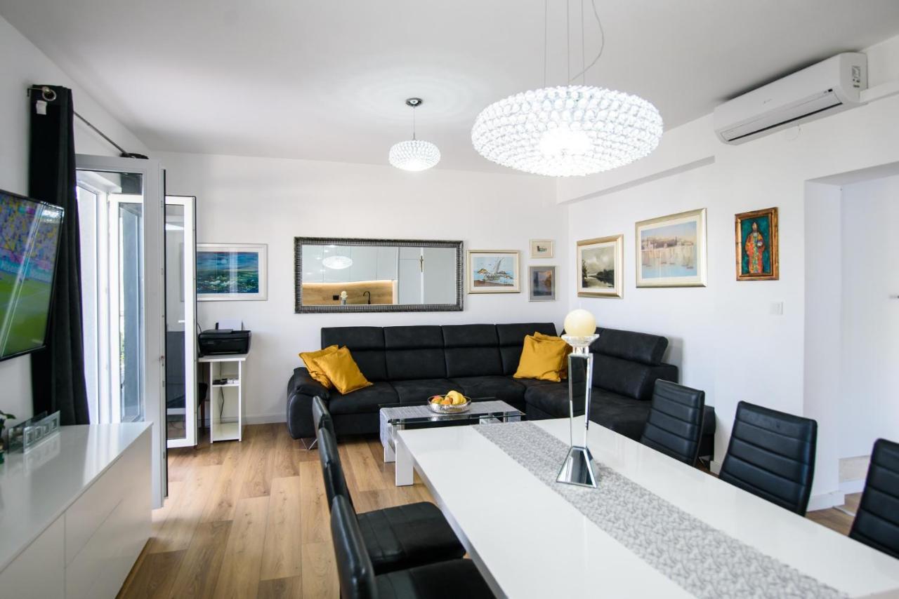 Aurora Seaview Apartment Mlini Eksteriør bilde