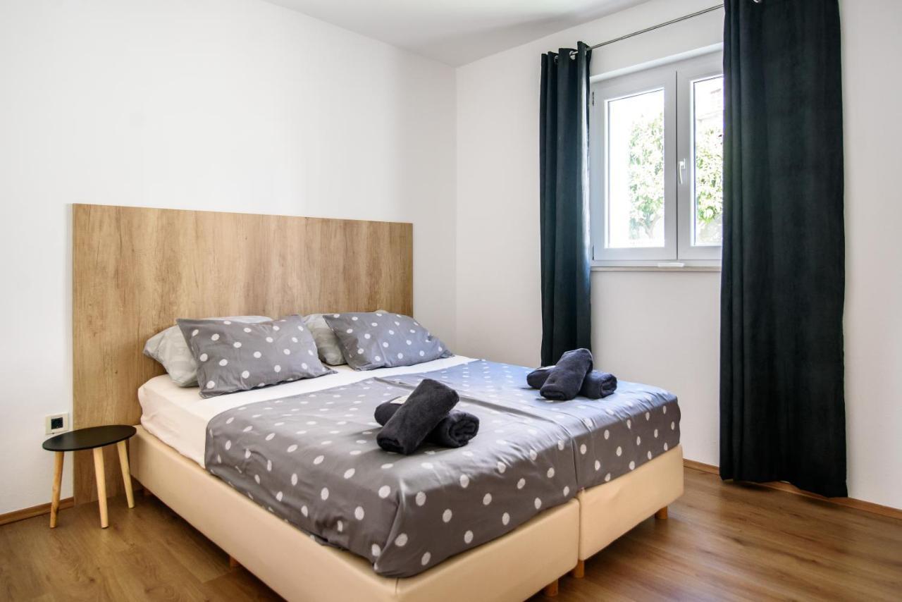 Aurora Seaview Apartment Mlini Eksteriør bilde