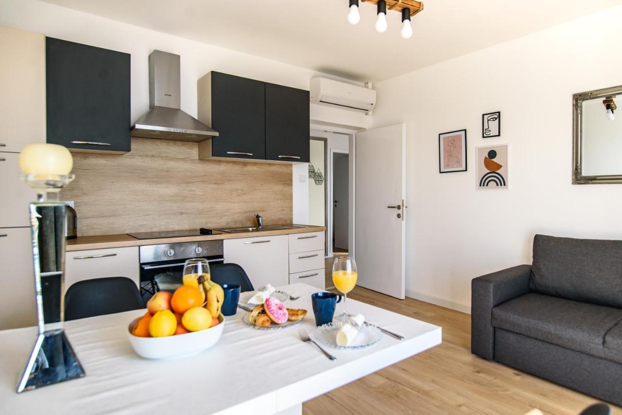 Aurora Seaview Apartment Mlini Eksteriør bilde