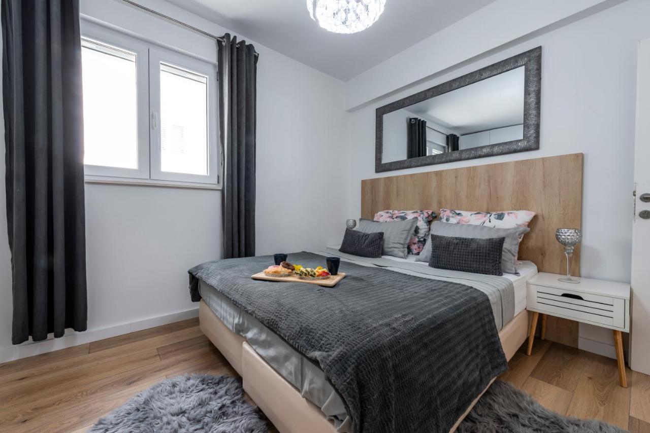 Aurora Seaview Apartment Mlini Eksteriør bilde